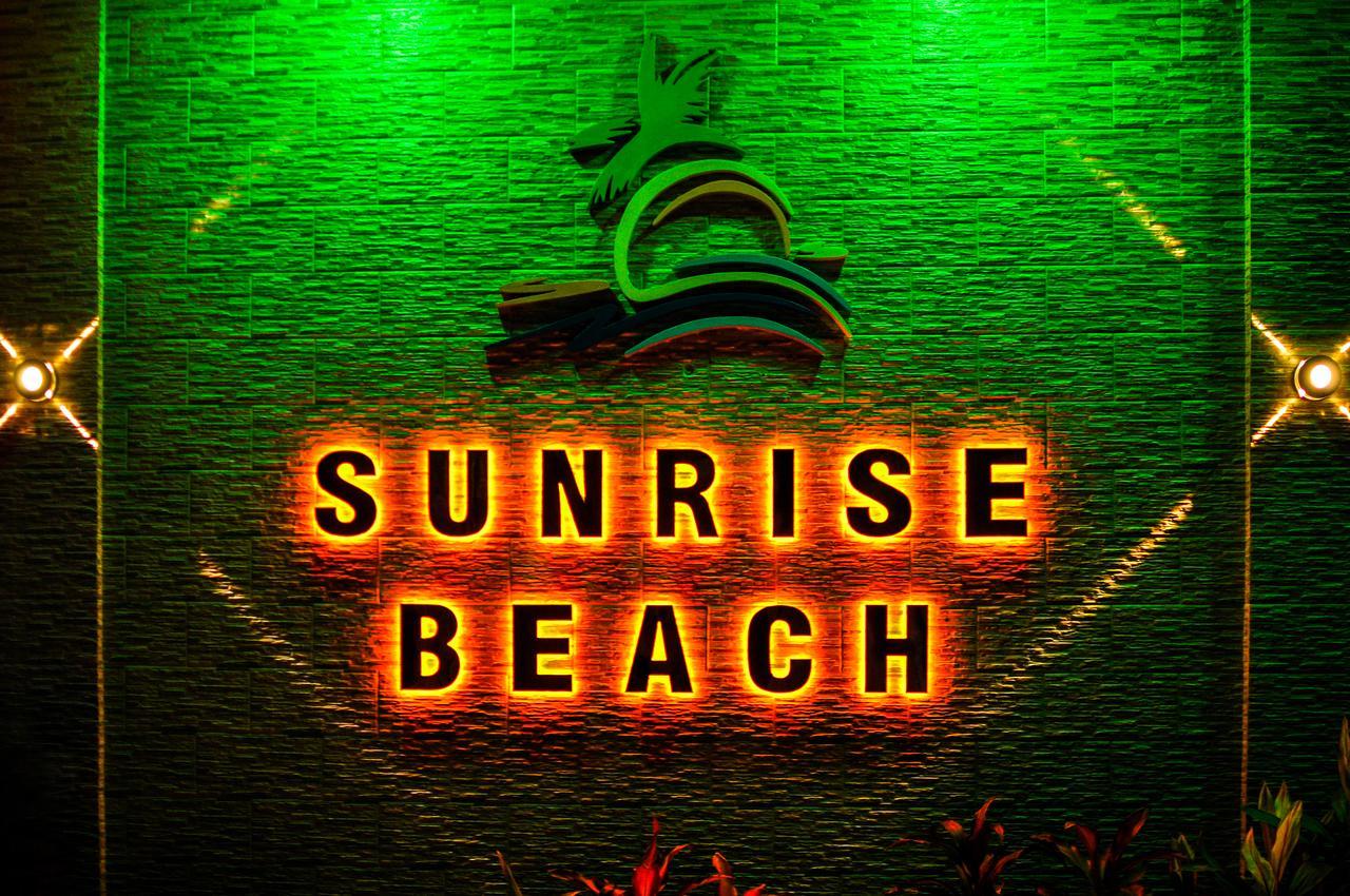 Sunrise Beach Maafushi Luaran gambar